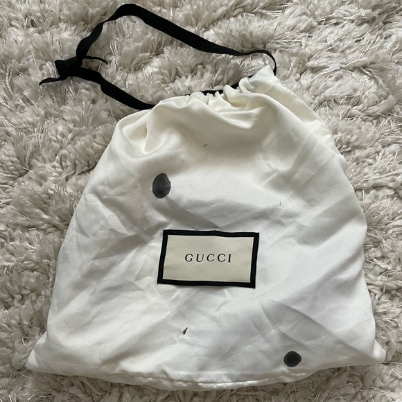 Gucci Thin Leather Belt Double G Buckle - Picture 5 of 5